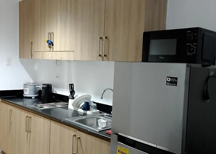 Staycation Near Moa, Airport Apartahotel